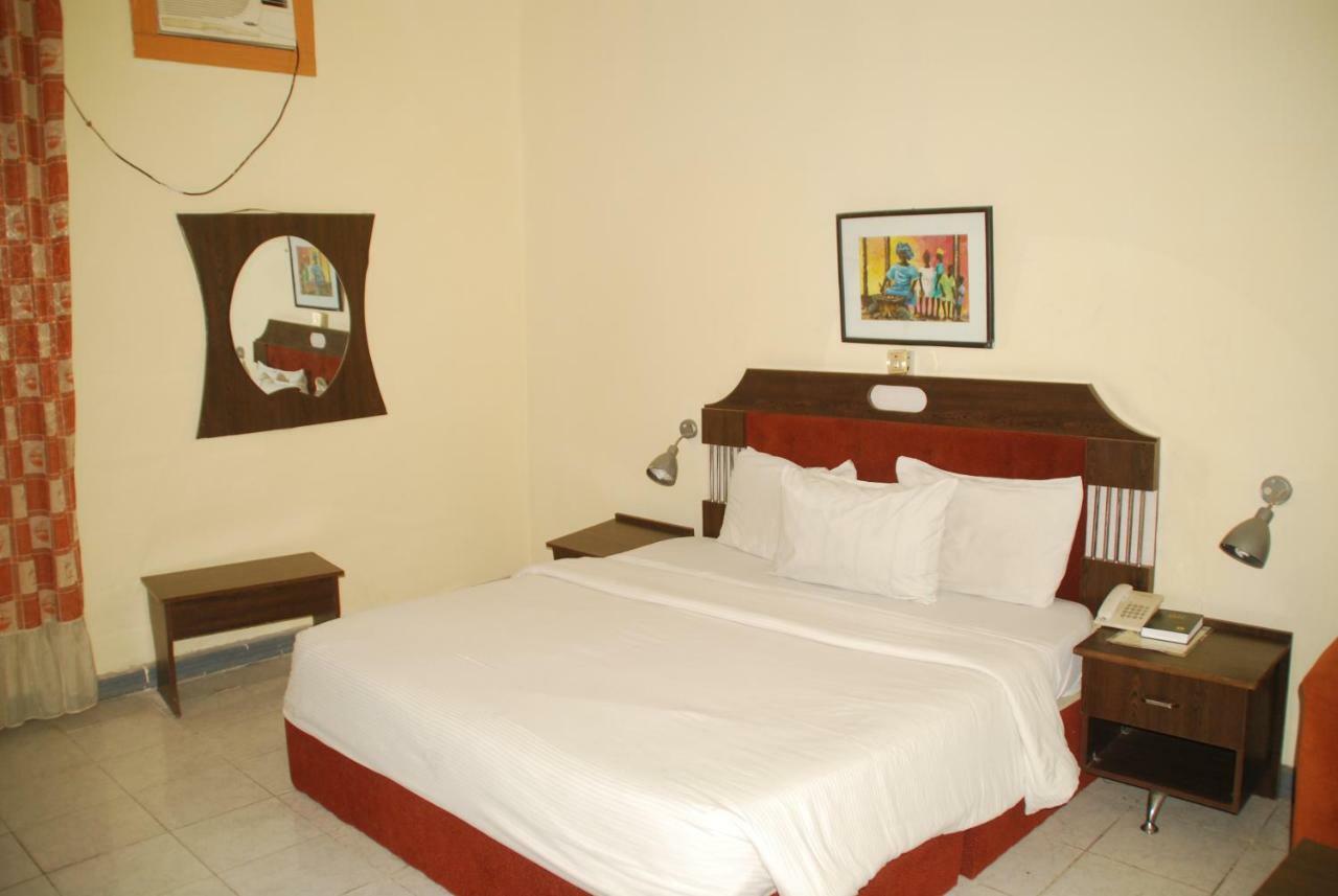 Peace Haven Hotel Abuja Exterior foto